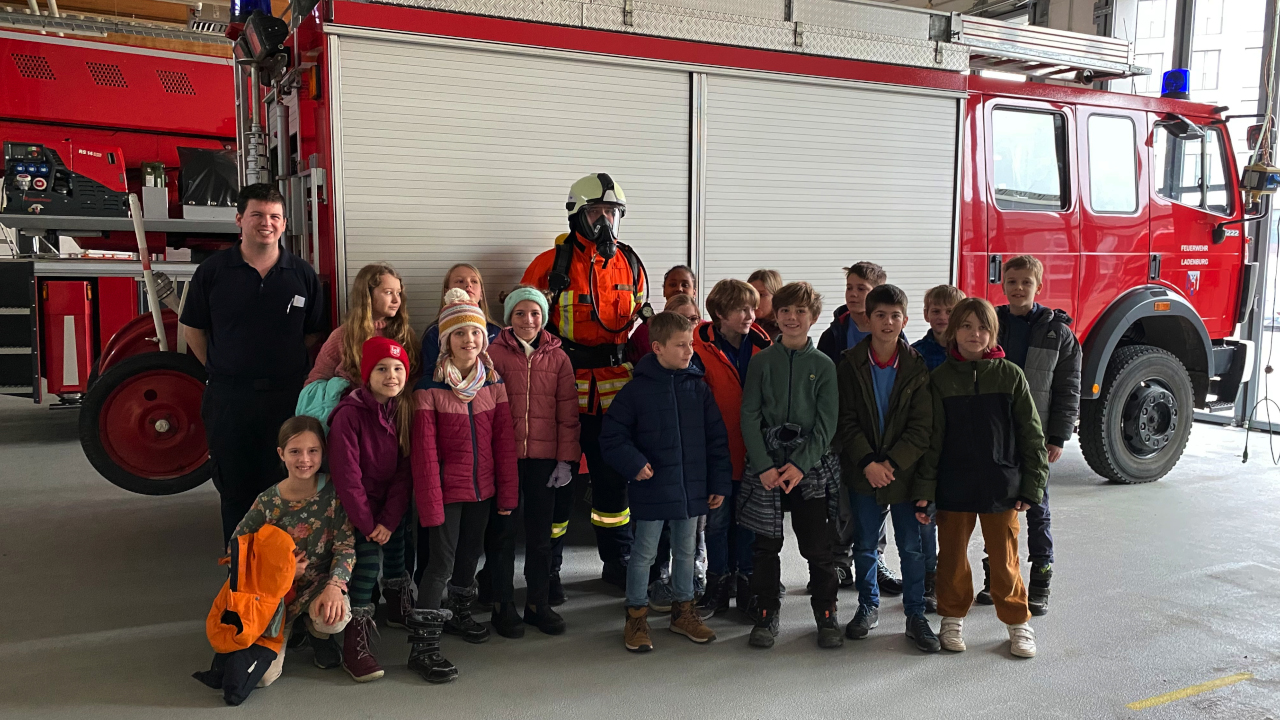 Feuerwehrbesuch der 4. Klassen