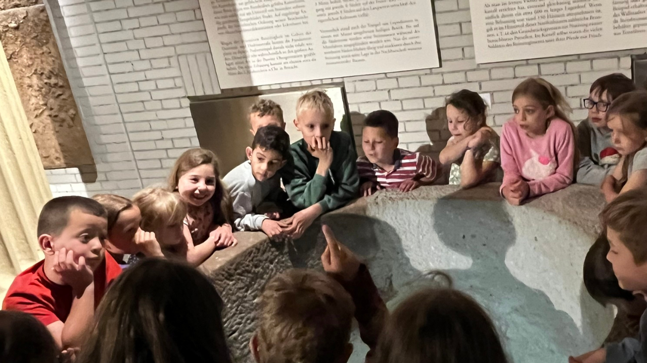 Führung im Lobdengaumuseum Kl. 1b
